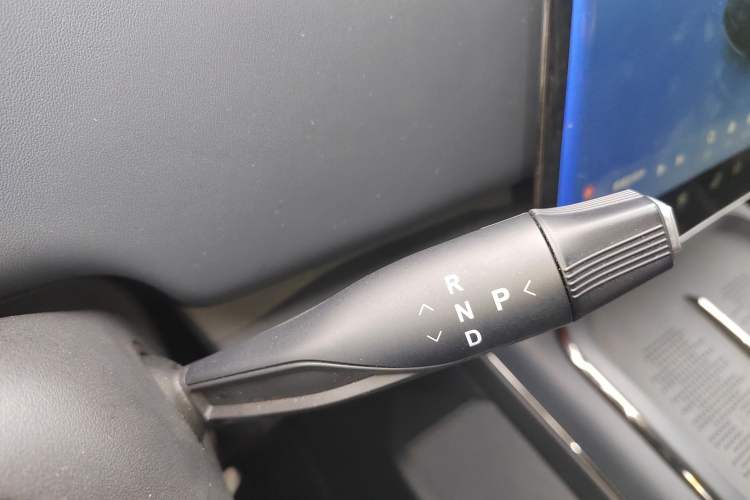 Used VOYAH COURAGE 2024 Four-Wheel Drive Global Edition Gear Lever