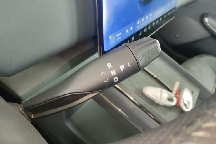 Used VOYAH COURAGE 2024 Four-Wheel Drive Global Edition Gear Lever