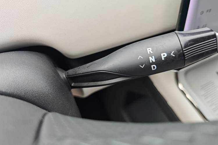 Used VOYAH COURAGE 2024 Long-Range Supercharge Edition Gear Lever