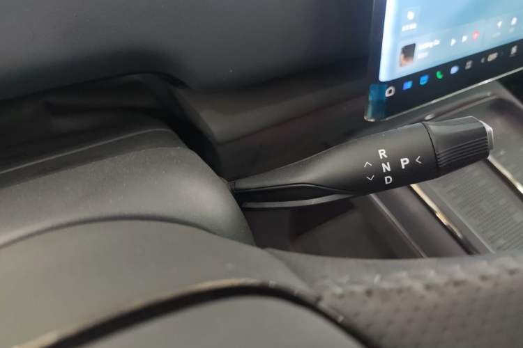 Used VOYAH COURAGE 2024 Four-Wheel Drive Global Edition Gear Lever