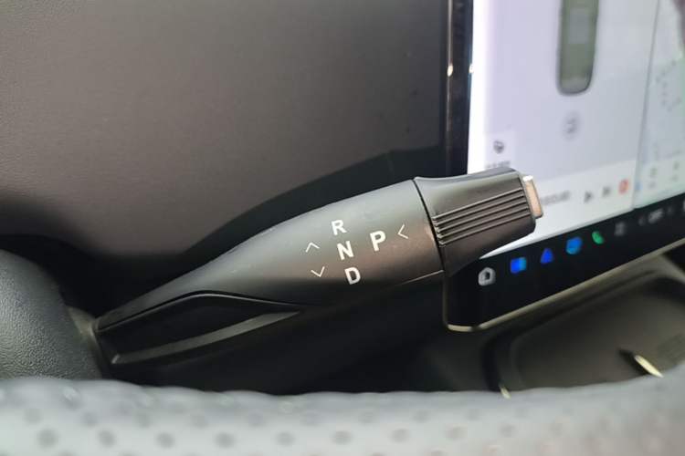 Used VOYAH COURAGE 2024 Long-Range Smart Edition Gear Lever