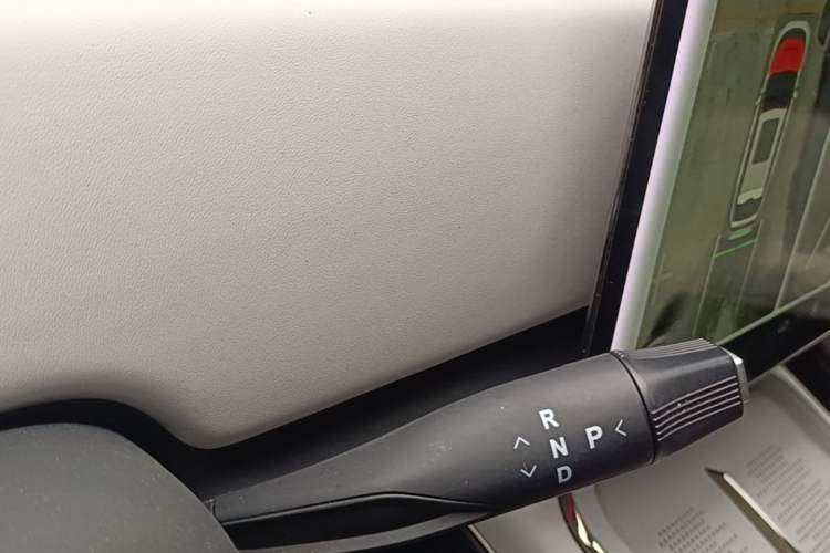 Used VOYAH COURAGE 2024 Long-Range Supercharge Edition Gear Lever