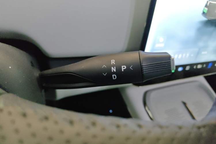 Used VOYAH COURAGE 2024 Long-Range Supercharge Edition Gear Lever