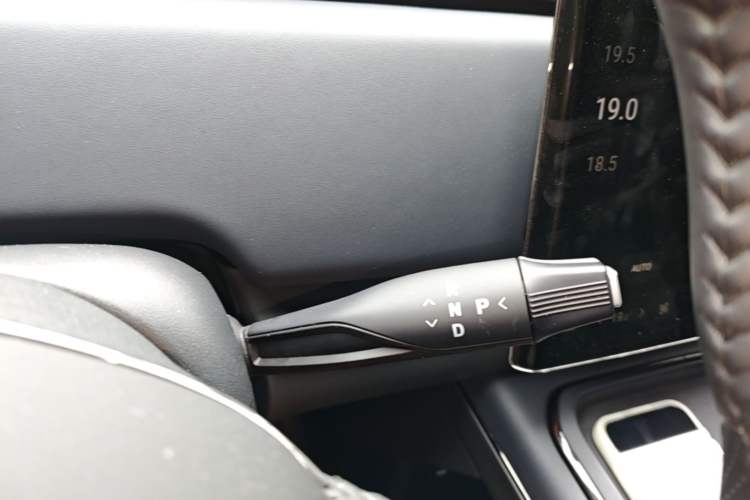 Used VOYAH COURAGE 2024 Long-Range Supercharge Edition Gear Lever