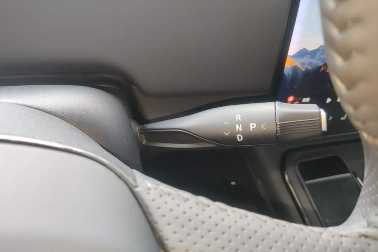 Used VOYAH COURAGE 2024 Four-Wheel Drive Global Edition Gear Lever