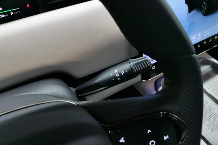 Used VOYAH COURAGE 2024 Long-Range Supercharge Edition Gear Lever