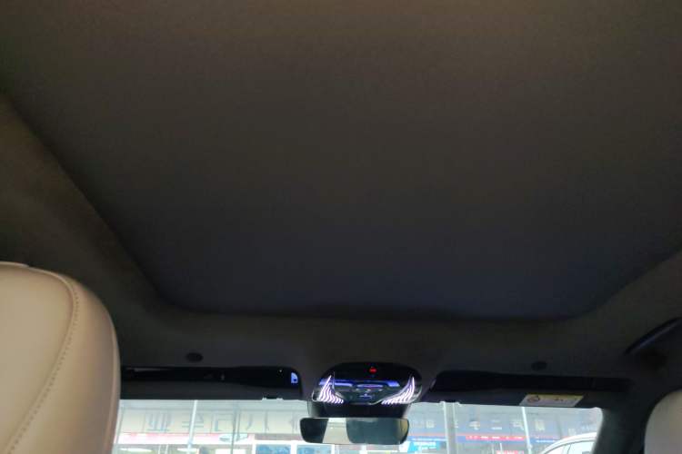 Used VOYAH COURAGE 2024 Long-Range Supercharge Edition Headliner