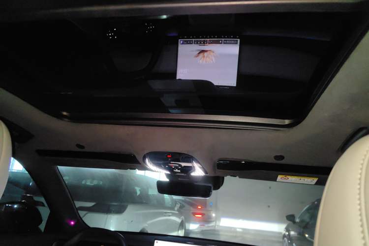Used VOYAH COURAGE 2024 Long-Range Supercharge Edition Headliner
