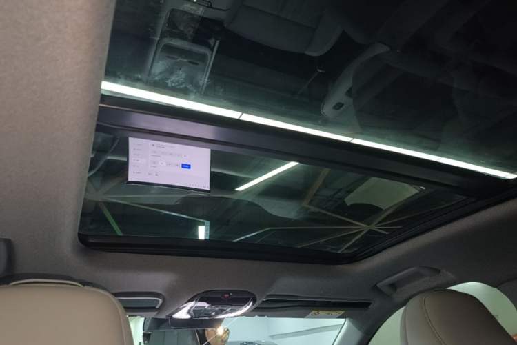 Used VOYAH COURAGE 2024 Long-Range Smart Edition Headliner
