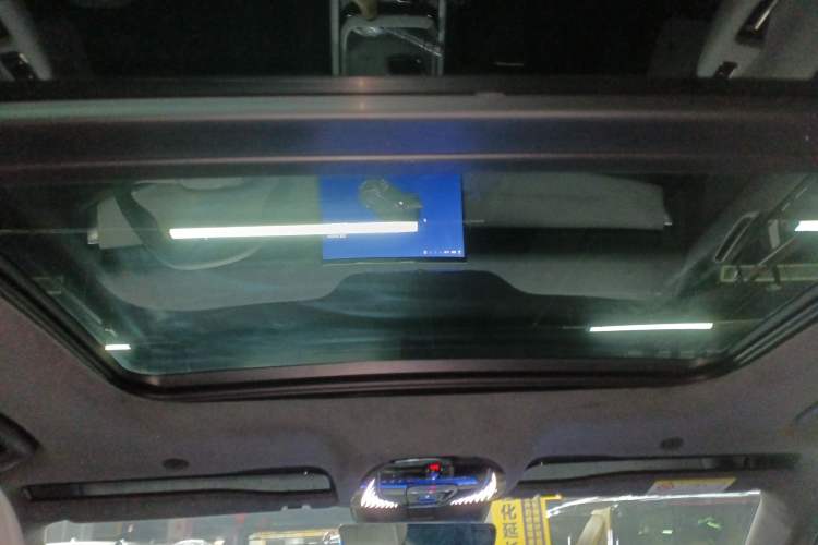 Used VOYAH COURAGE 2024 Long-Range Supercharge Edition Headliner