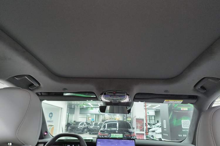 Used VOYAH COURAGE 2024 Long-Range Supercharge Edition Headliner
