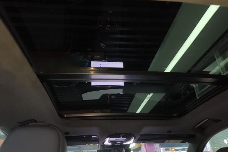 Used VOYAH COURAGE 2024 Four-Wheel Drive Global Edition Headliner