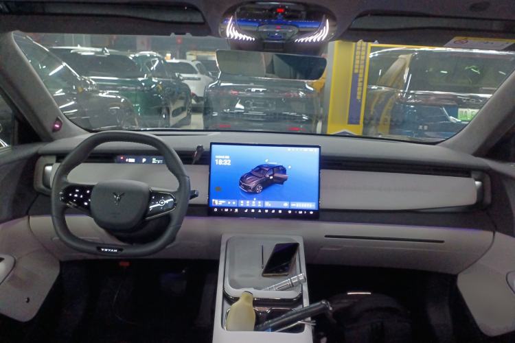 Used VOYAH COURAGE 2024 Long-Range Supercharge Edition Interior 2