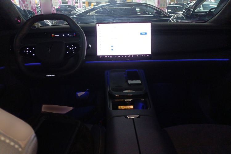 Used VOYAH COURAGE 2024 Four-Wheel Drive Global Edition Interior 2