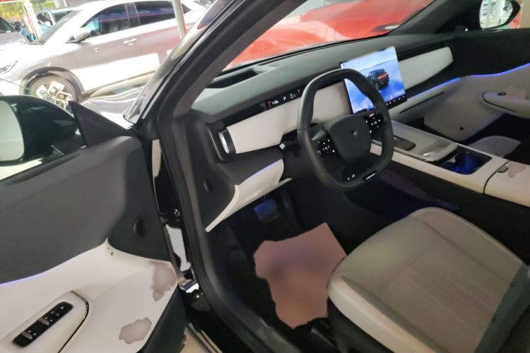 Used VOYAH COURAGE 2024 Long-Range Supercharge Edition Interior 3