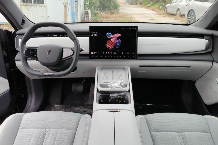 Used VOYAH COURAGE 2024 Long-Range Supercharge Edition Interior 3