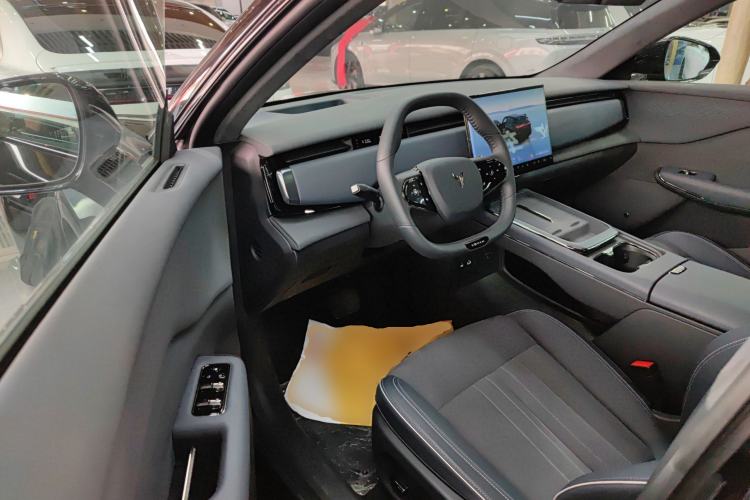 Used VOYAH COURAGE 2024 Four-Wheel Drive Global Edition Interior 3