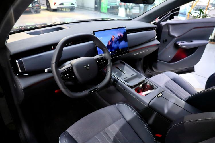 Used VOYAH COURAGE 2024 Four-Wheel Drive Global Edition Interior 3