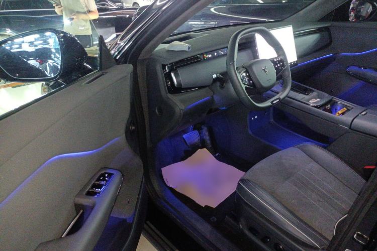 Used VOYAH COURAGE 2024 Four-Wheel Drive Global Edition Interior 3