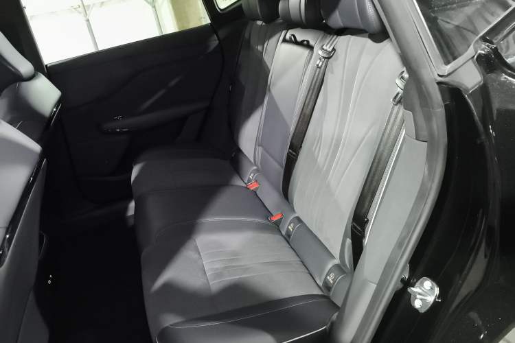 Used VOYAH COURAGE 2024 Four-Wheel Drive Global Edition Interior 4