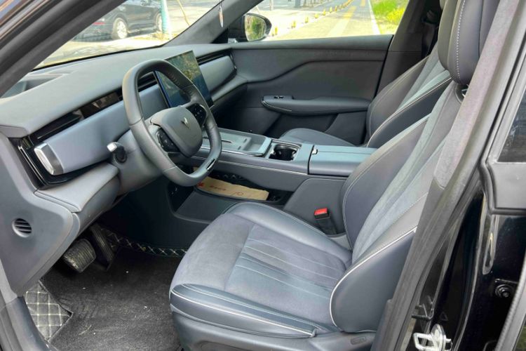 Used VOYAH COURAGE 2024 Four-Wheel Drive Global Edition Interior 4