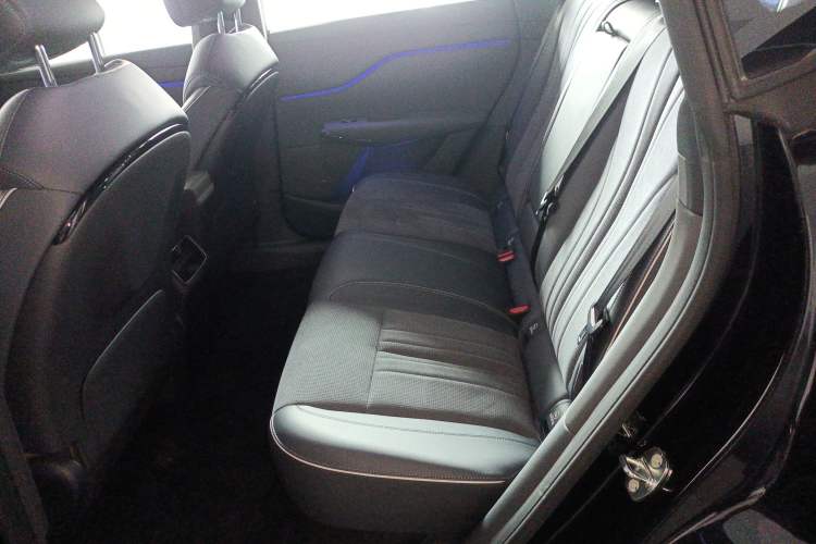 Used VOYAH COURAGE 2024 Four-Wheel Drive Global Edition Interior 4