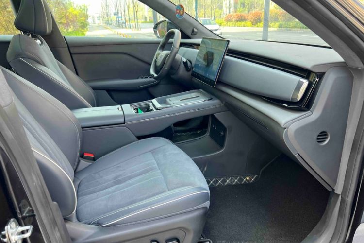 Used VOYAH COURAGE 2024 Four-Wheel Drive Global Edition Interior 7