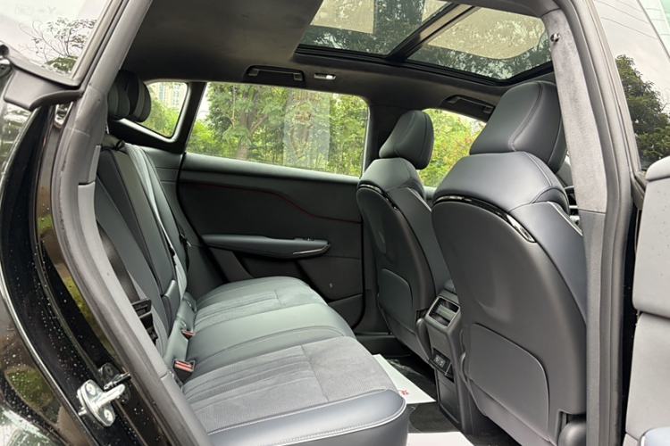 Used VOYAH COURAGE 2024 Four-Wheel Drive Global Edition Interior 7