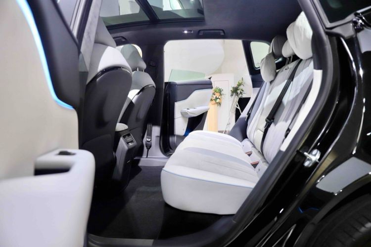 Used VOYAH COURAGE 2024 Long-Range Supercharge Edition Interior 9