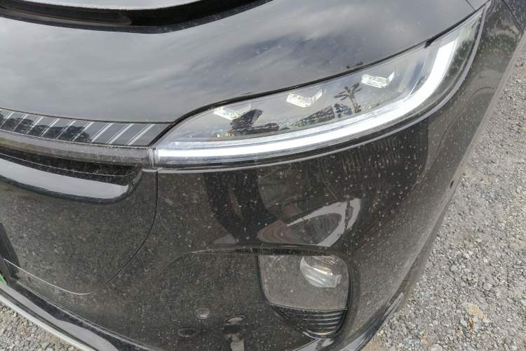 Used VOYAH COURAGE 2024 Long-Range Supercharge Edition Left Front Headlight