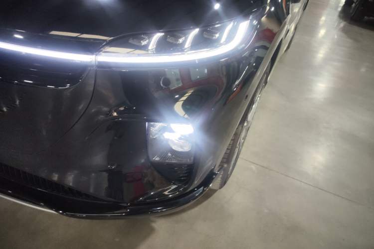 Used VOYAH COURAGE 2024 Long-Range Supercharge Edition Left Front Headlight
