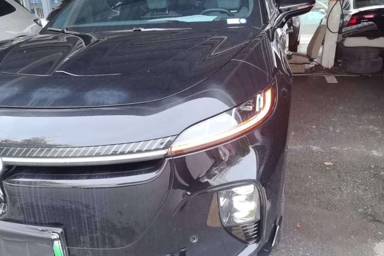 Used VOYAH COURAGE 2024 Long-Range Supercharge Edition Left Front Headlight