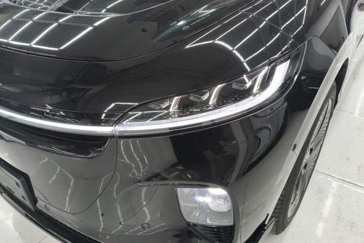 Used VOYAH COURAGE 2024 Long-Range Supercharge Edition Left Front Headlight