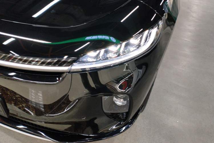 Used VOYAH COURAGE 2024 Long-Range Supercharge Edition Left Front Headlight