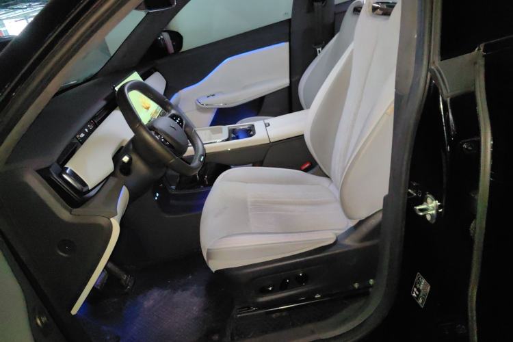 Used VOYAH COURAGE 2024 Long-Range Supercharge Edition Left Front Seat