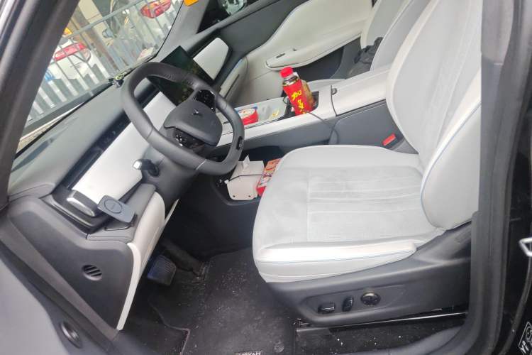 Used VOYAH COURAGE 2024 Long-Range Supercharge Edition Left Front Seat
