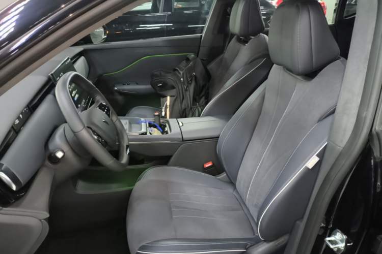 Used VOYAH COURAGE 2024 Four-Wheel Drive Global Edition Left Front Seat
