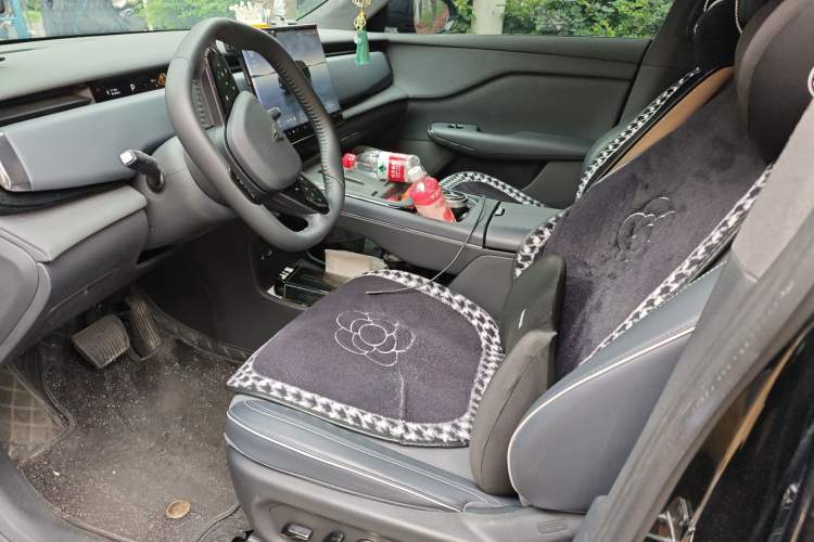 Used VOYAH COURAGE 2024 Four-Wheel Drive Global Edition Left Front Seat