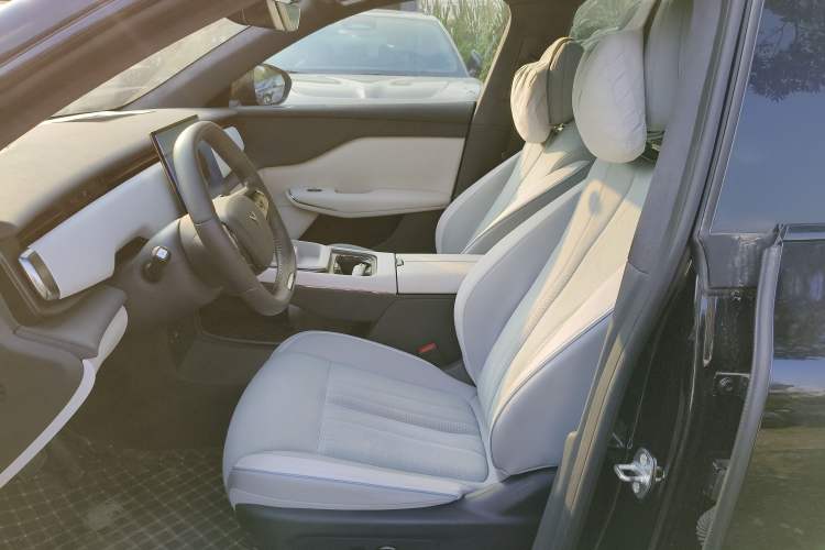 Used VOYAH COURAGE 2024 Long-Range Supercharge Edition Left Front Seat