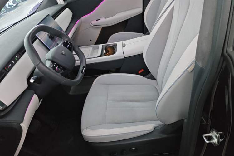 Used VOYAH COURAGE 2024 Long-Range Supercharge Edition Left Front Seat