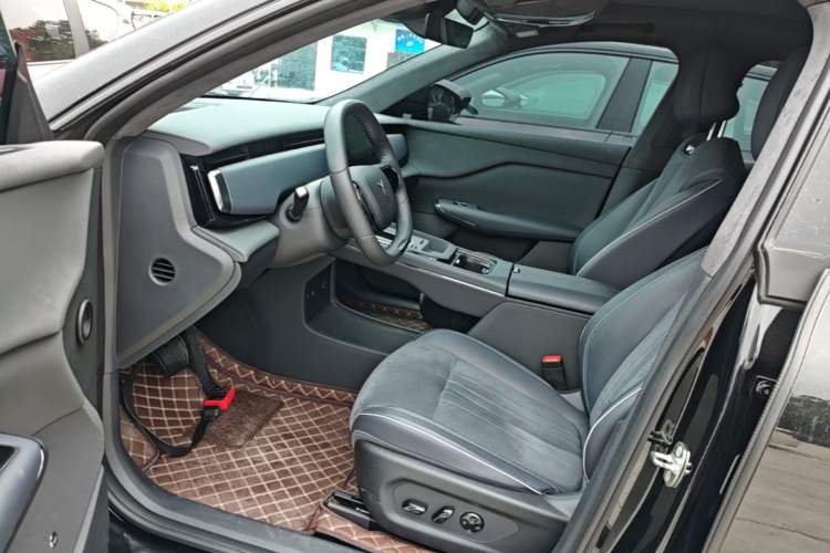 Used VOYAH COURAGE 2024 Long-Range Supercharge Edition Left Front Seat