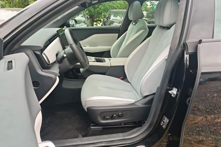 Used VOYAH COURAGE 2024 Long-Range Supercharge Edition Left Front Seat