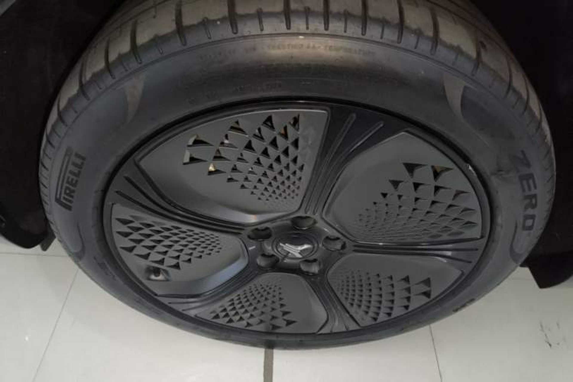 Used VOYAH COURAGE 2024 Four-Wheel Drive Global Edition Left Front Wheel Hub