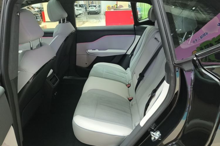 Used VOYAH COURAGE 2024 Long-Range Supercharge Edition Left Rear Seat