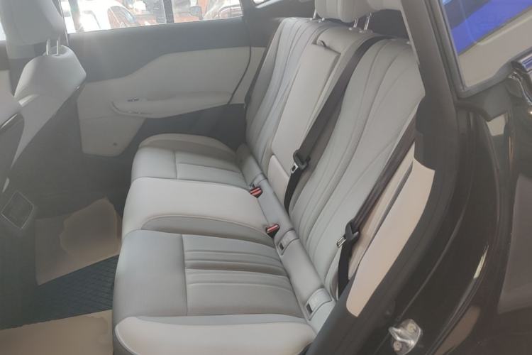 Used VOYAH COURAGE 2024 Long-Range Smart Edition Left Rear Seat