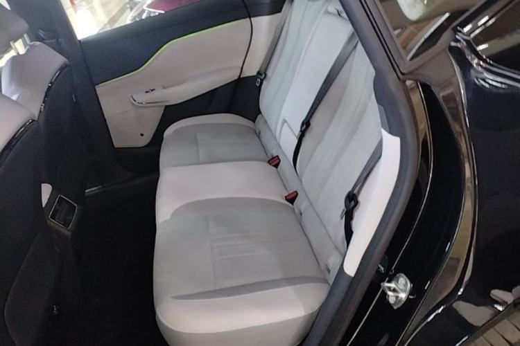 Used VOYAH COURAGE 2024 Long-Range Supercharge Edition Left Rear Seat