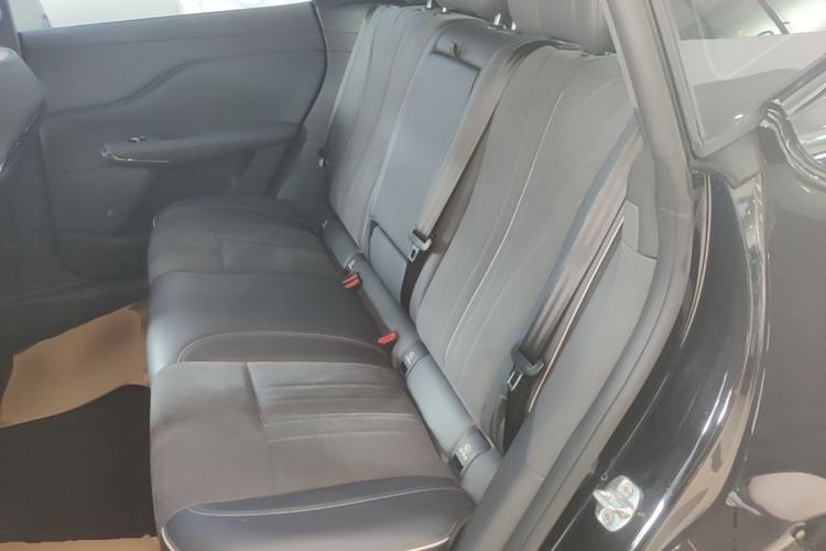 Used VOYAH COURAGE 2024 Long-Range Supercharge Edition Left Rear Seat