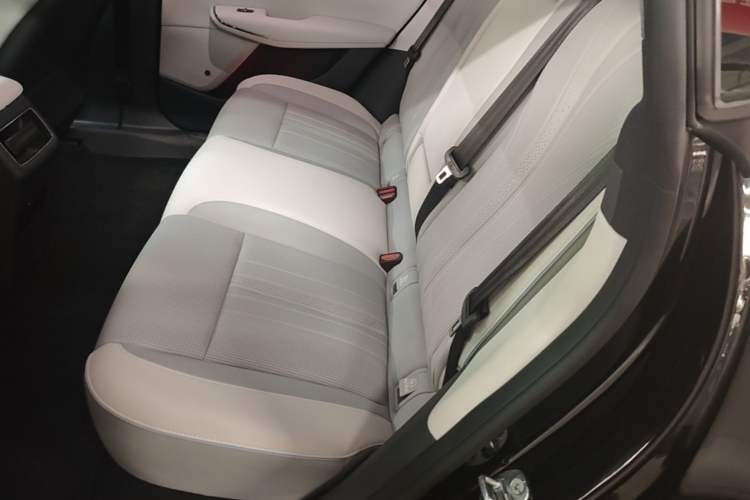 Used VOYAH COURAGE 2024 Long-Range Smart Edition Left Rear Seat