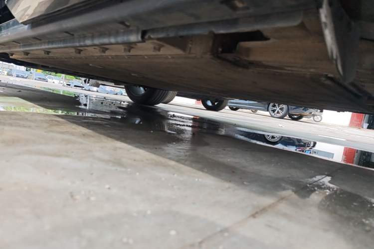 Used VOYAH COURAGE 2024 Long-Range Supercharge Edition Left Side Sill