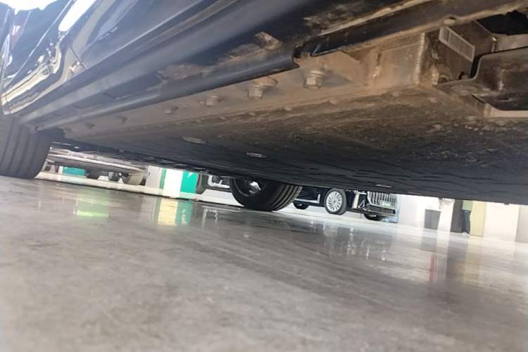Used VOYAH COURAGE 2024 Long-Range Supercharge Edition Left Side Sill